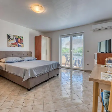 Balorda-4 By Interhome Apartment Pinezici (Krk)
