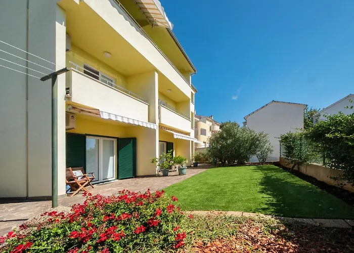 Studio Balorda-4 By Interhome Pinezići